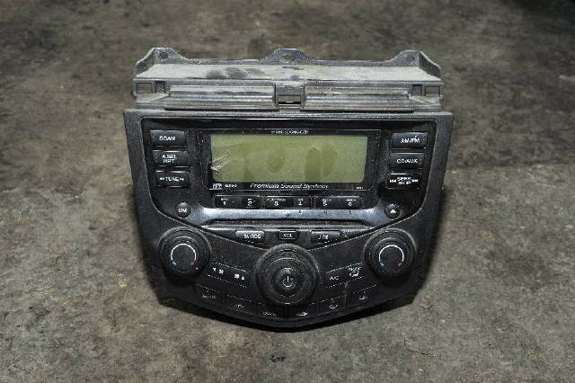 HONDA SHUTTLE ÇIKMA YEDEK PARÇA RADYO VE KLİMA PANELİ_61A